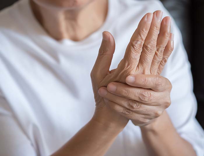 Arthritis Joint Pain and Stiffness in Later Life